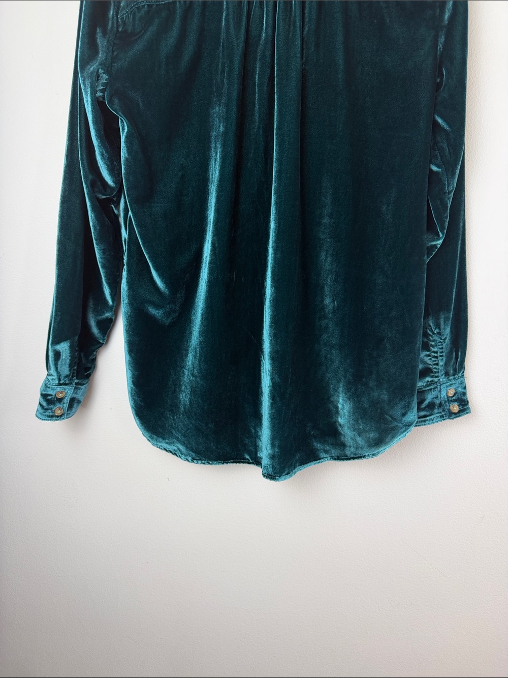 NEW Anthropologie Pilcro Velvet Hadley Relaxed Button Down Shirt Green Small Top - Picture 13 of 16